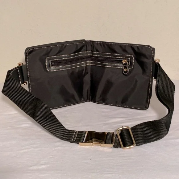 Liz Claiborne Fanny Pack - Picture 3 of 5